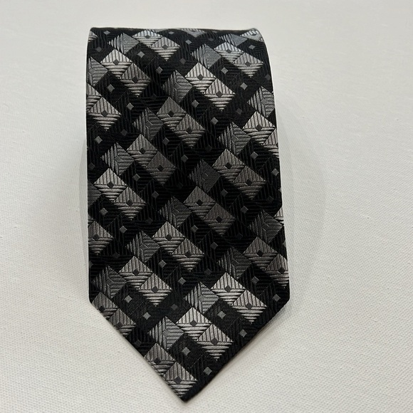 Principe Made in Italy Men's 100% Silk Classic Tie - Picture 7 of 8